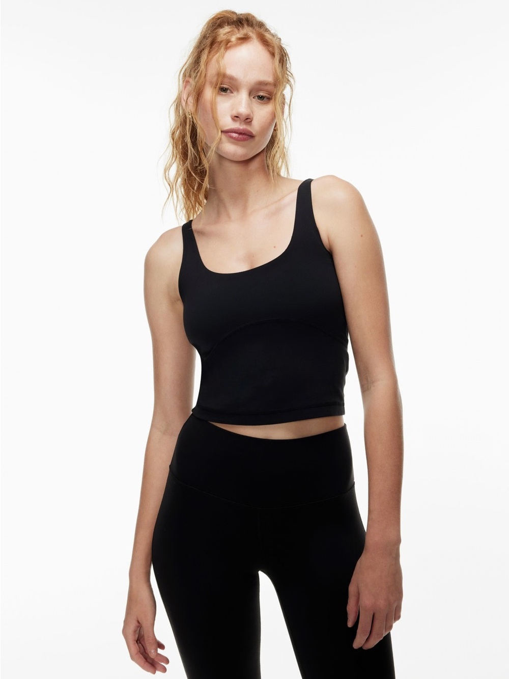Aritzia TNA Scoop Neck Crop Tank in Dusty Rose Size M